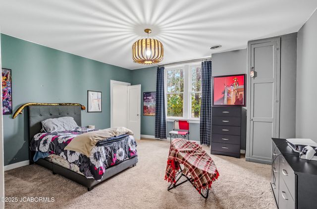 1105 MOREAU DRIVE, Jefferson City, MO 65101