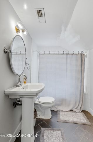 1105 MOREAU DRIVE, Jefferson City, MO 65101