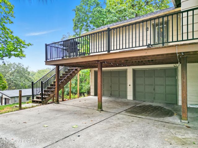 1105 MOREAU DRIVE, Jefferson City, MO 65101