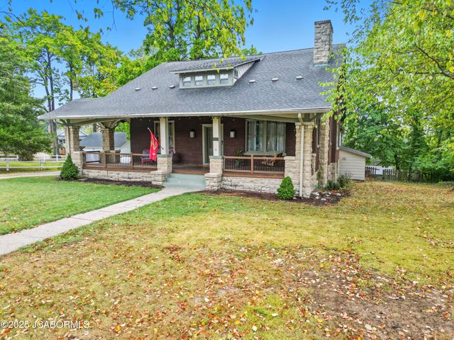 1105 MOREAU DRIVE, Jefferson City, MO 65101