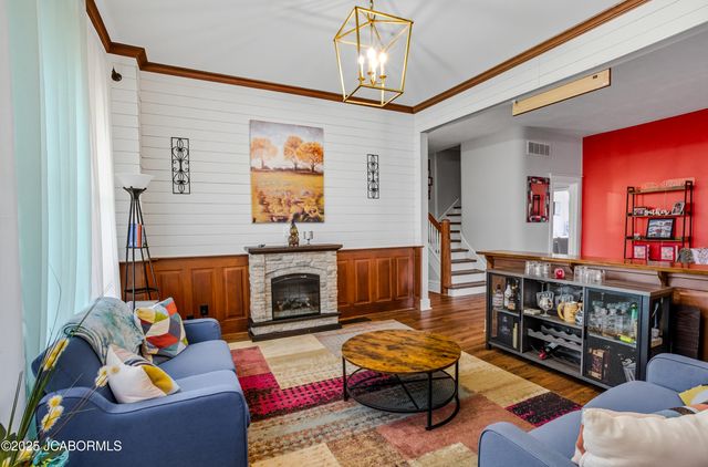 1105 MOREAU DRIVE, Jefferson City, MO 65101