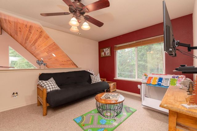 2792 Mckenzie Ave, Arnold, CA 95223