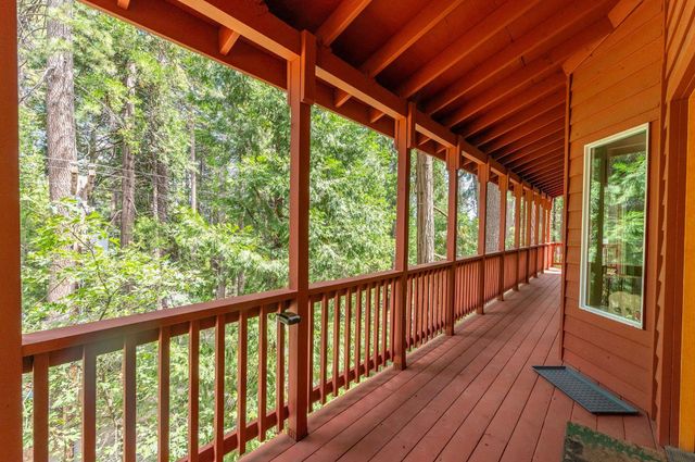 2792 Mckenzie Ave, Arnold, CA 95223