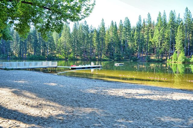 2792 Mckenzie Ave, Arnold, CA 95223