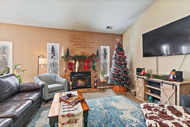 2813 Granite Court, Crystal Lake, IL 60012