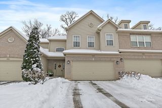 2813 Granite Court, Crystal Lake, IL 60012
