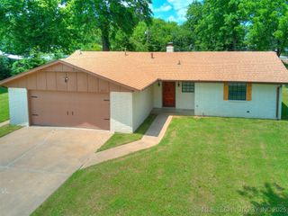 703 NE 8th Street, Wagoner, OK 74467