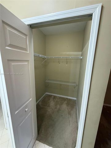 3244 NE 11th Dr, Homestead, FL 33033