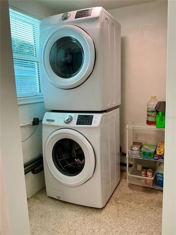 3020 HAWTHORNE STREET, Sarasota, FL 34239