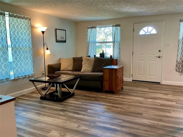 3020 HAWTHORNE STREET, Sarasota, FL 34239