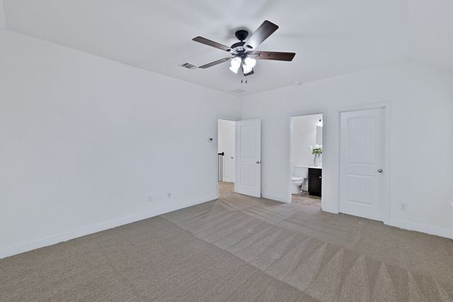 3000 Bella Lago Drive, Denton, TX 76210