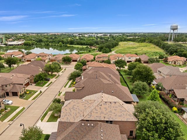3000 Bella Lago Drive, Denton, TX 76210