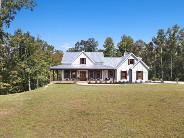 450 County Road 28, Calhoun, TN 37309