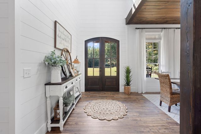 450 County Road 28, Calhoun, TN 37309