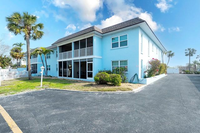 4307 GULF DRIVE 207, Holmes Beach, FL 34217