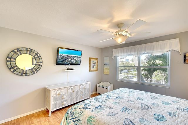 4307 GULF DRIVE 207, Holmes Beach, FL 34217