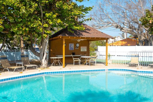4307 GULF DRIVE 207, Holmes Beach, FL 34217