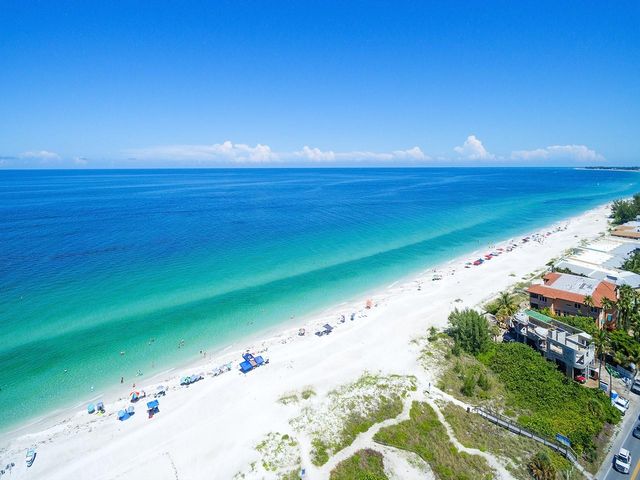 4307 GULF DRIVE 207, Holmes Beach, FL 34217