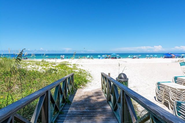 4307 GULF DRIVE 207, Holmes Beach, FL 34217