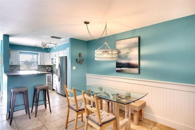 4307 GULF DRIVE 207, Holmes Beach, FL 34217