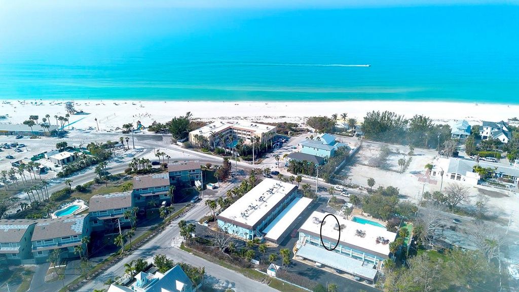 4307 GULF DRIVE 207, Holmes Beach, FL 34217