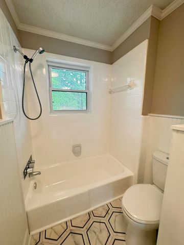 210 Grayson Street, Walterboro, SC 29488