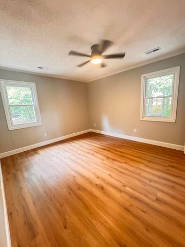 210 Grayson Street, Walterboro, SC 29488