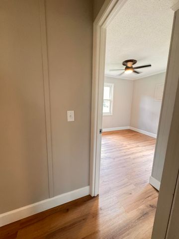 210 Grayson Street, Walterboro, SC 29488