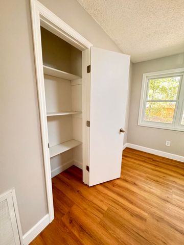 210 Grayson Street, Walterboro, SC 29488
