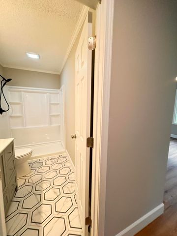 210 Grayson Street, Walterboro, SC 29488
