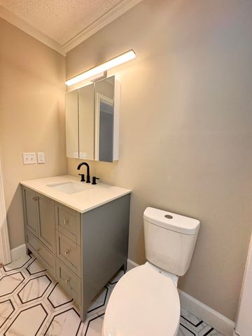 210 Grayson Street, Walterboro, SC 29488