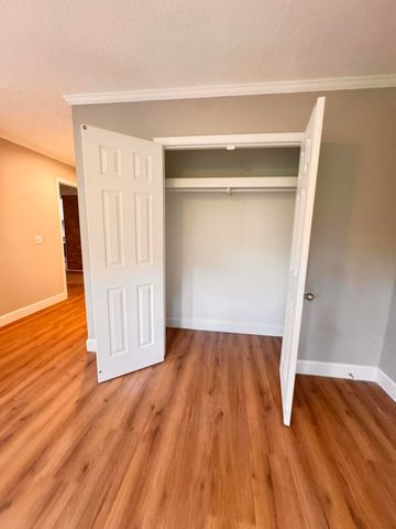 210 Grayson Street, Walterboro, SC 29488