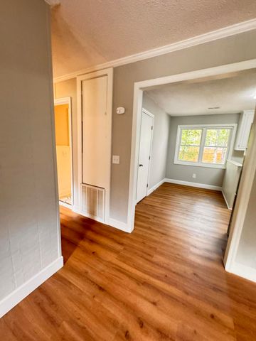 210 Grayson Street, Walterboro, SC 29488
