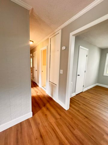 210 Grayson Street, Walterboro, SC 29488
