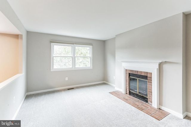 5335 LAKE COVE CT, Alexandria, VA 22315