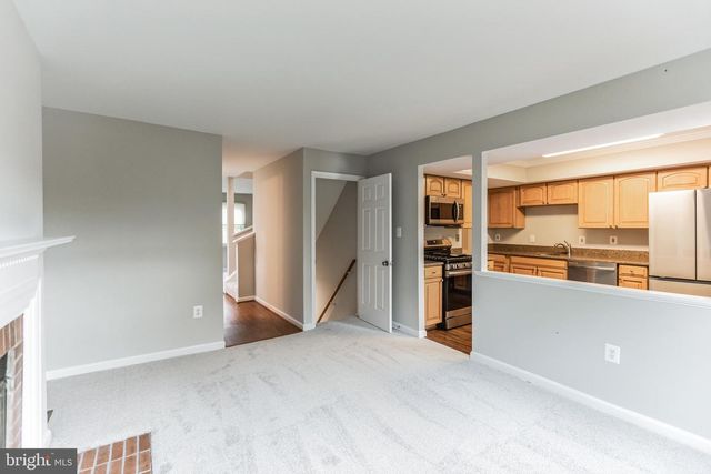 5335 LAKE COVE CT, Alexandria, VA 22315