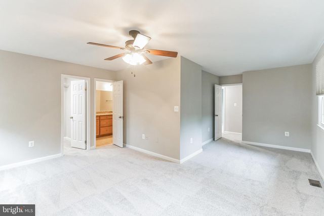 5335 LAKE COVE CT, Alexandria, VA 22315
