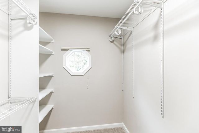 5335 LAKE COVE CT, Alexandria, VA 22315