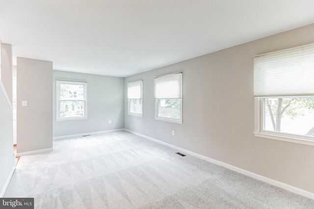5335 LAKE COVE CT, Alexandria, VA 22315