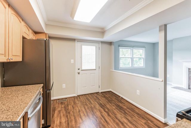 5335 LAKE COVE CT, Alexandria, VA 22315