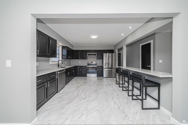 3214 Rolling Hills Drive, Milford, KS 66514