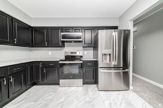 3214 Rolling Hills Drive, Milford, KS 66514