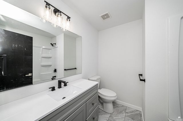 3214 Rolling Hills Drive, Milford, KS 66514