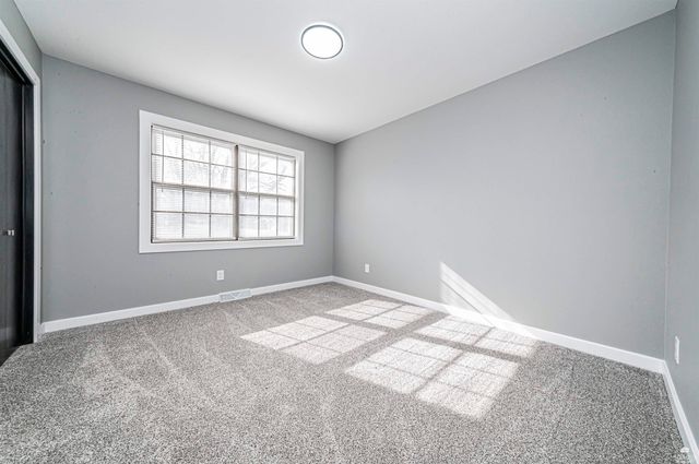 3214 Rolling Hills Drive, Milford, KS 66514