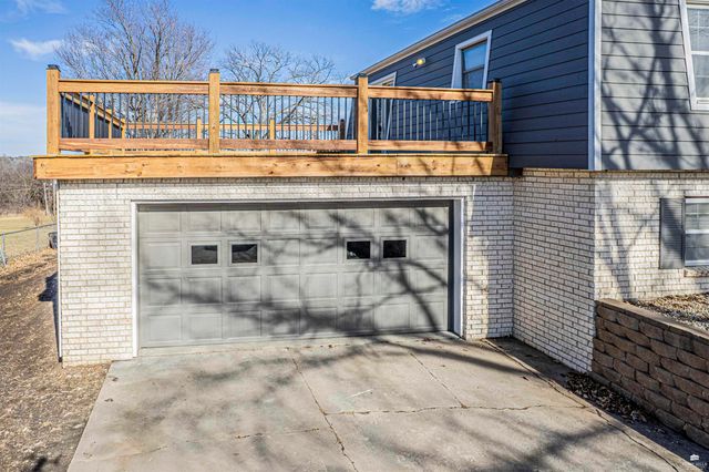 3214 Rolling Hills Drive, Milford, KS 66514