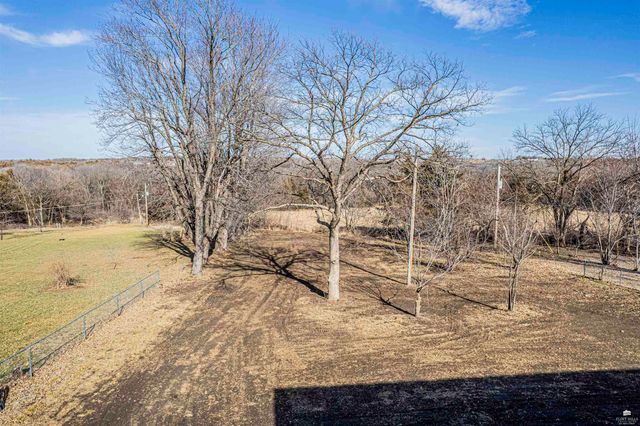 3214 Rolling Hills Drive, Milford, KS 66514