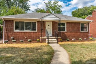 23561 Norwood Street, Oak Park, MI 48237