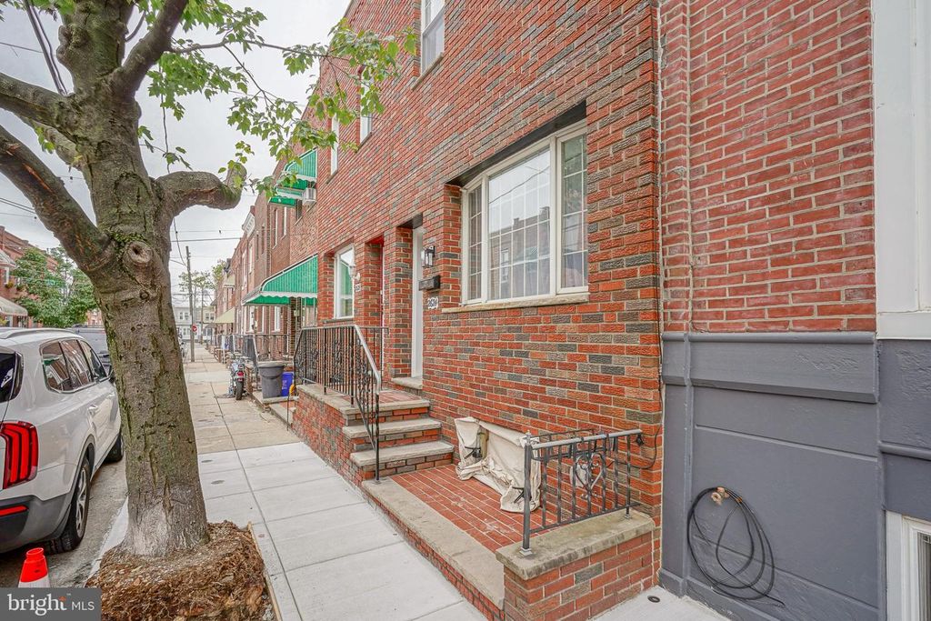 2624 S BOUVIER ST, PHILADELPHIA, PA 19145 — photo 2