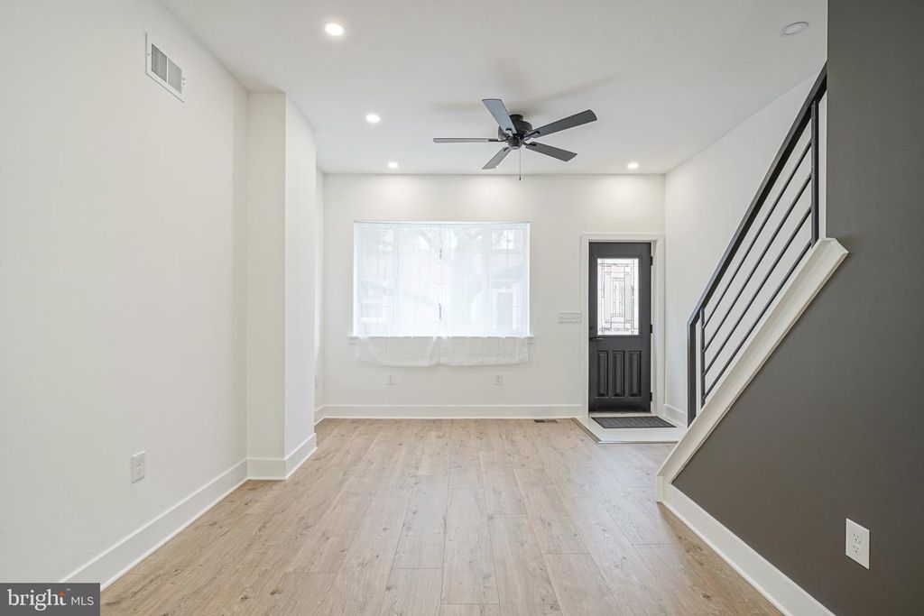 2624 S BOUVIER ST, PHILADELPHIA, PA 19145 — photo 4