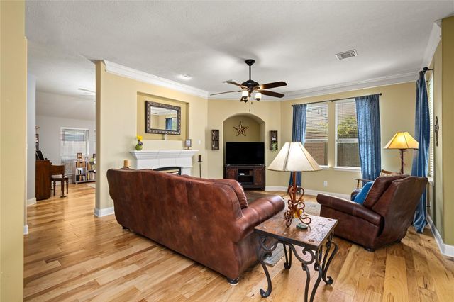 4505 Spring Iris Court, League City, TX 77573